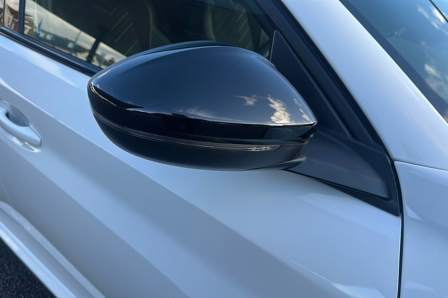 Used Peugeot 208 2024 for sale - 77240019: Photo 36