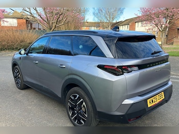 Used Peugeot 5008 2025 for sale - 77622257: Photo