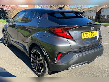 Used Toyota C-HR 2022 for sale - 77822053: Photo