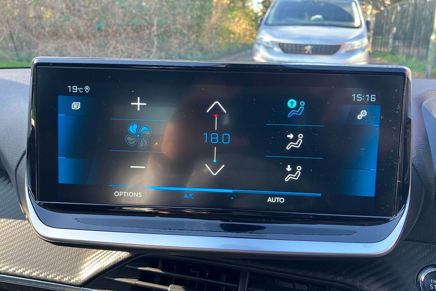 Used Peugeot 208 2022 for sale - 77663091: Photo 39