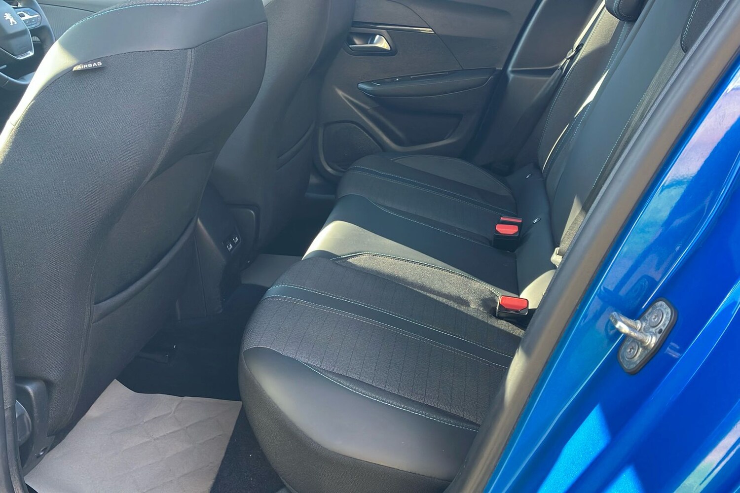 Used Peugeot 208 2022 for sale - 77663091: Photo 5