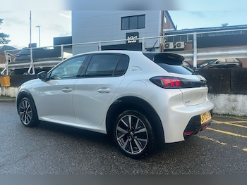 Used Peugeot 208 2022 for sale - 76777882: Photo