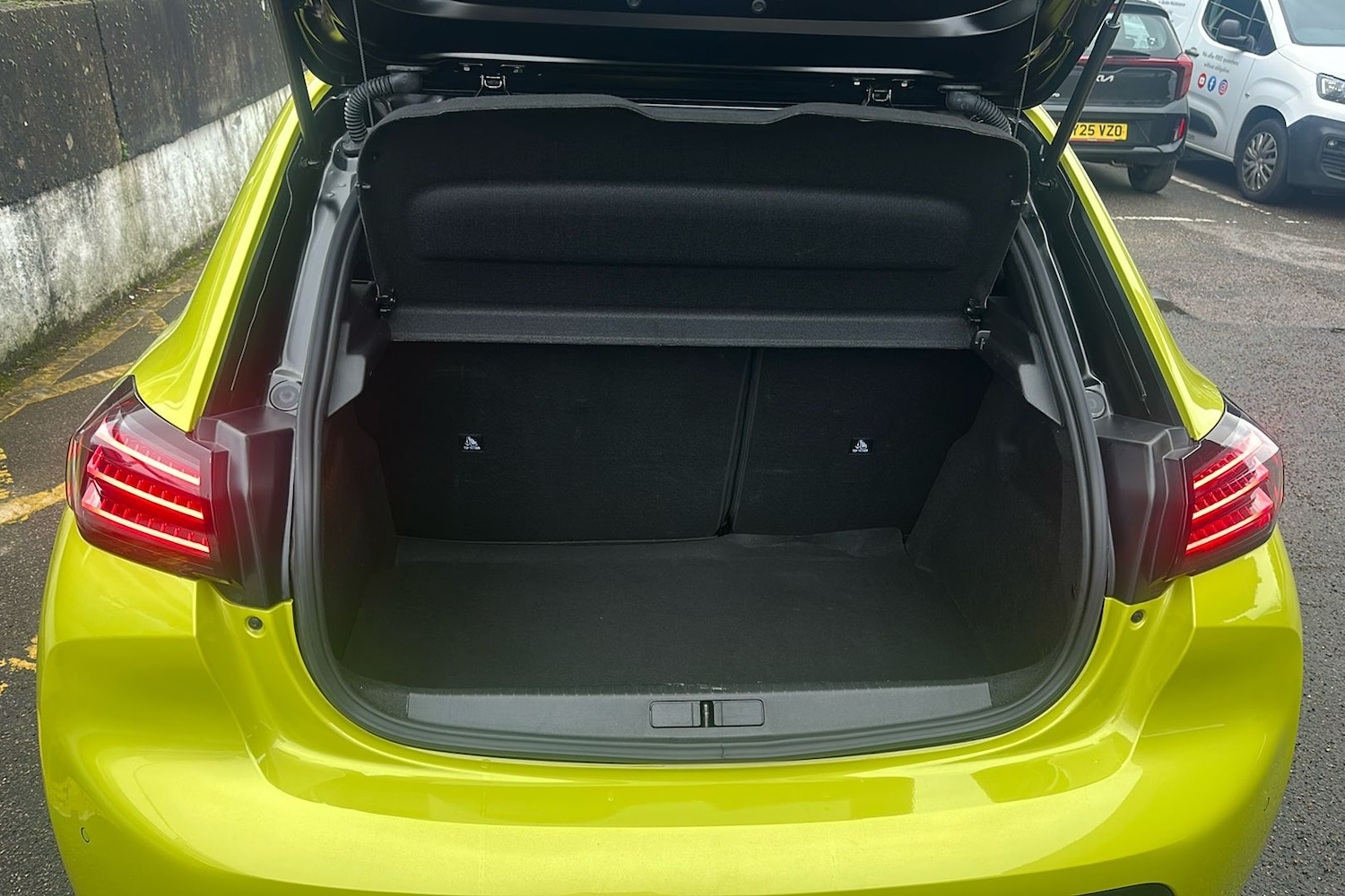 Used Peugeot 208 2025 for sale - 77409329: Photo 12