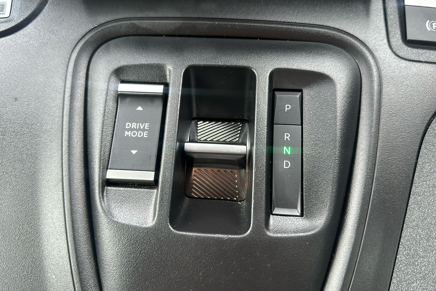 Used Peugeot e-Rifter 2024 for sale - 76932042: Photo 17