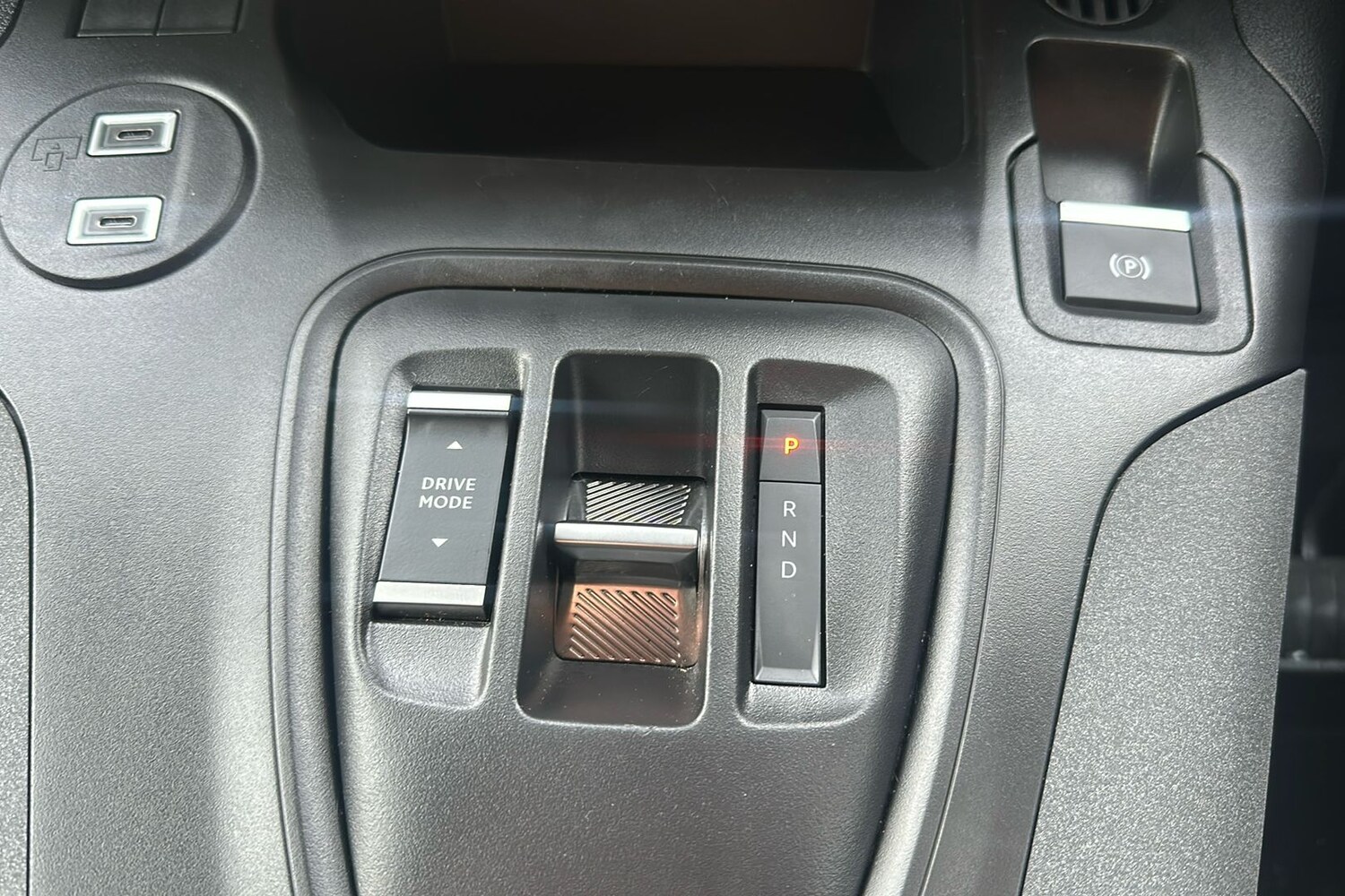 Used Peugeot e-Rifter 2024 for sale - 76932042: Photo 26