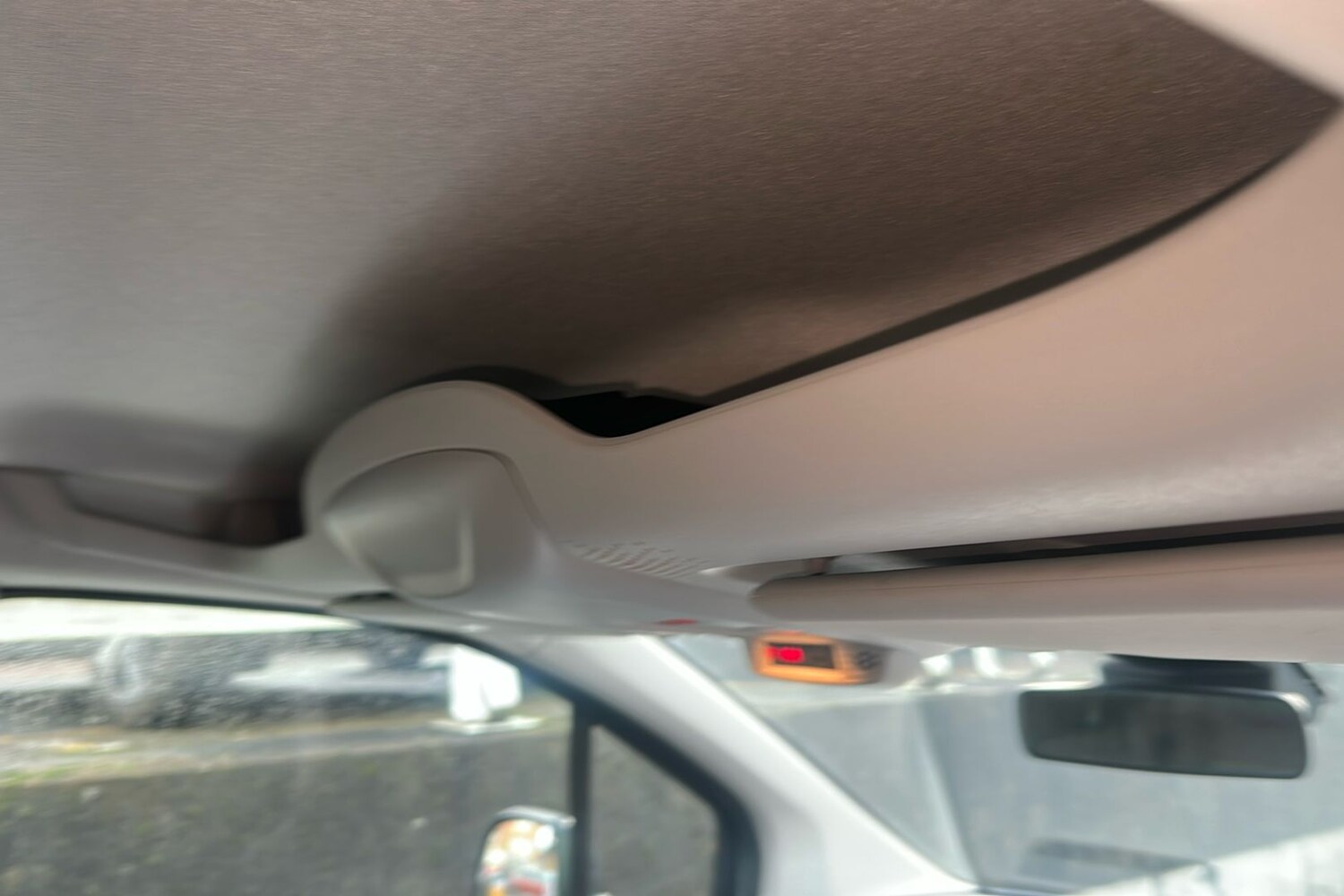 Used Peugeot e-Rifter 2024 for sale - 76932042: Photo 43