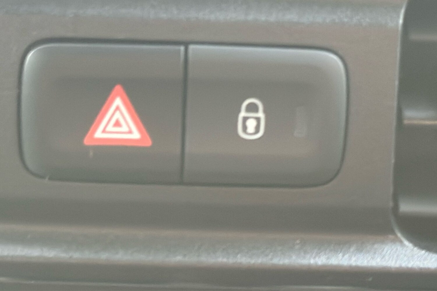 Used Peugeot e-Rifter 2024 for sale - 76932042: Photo 51