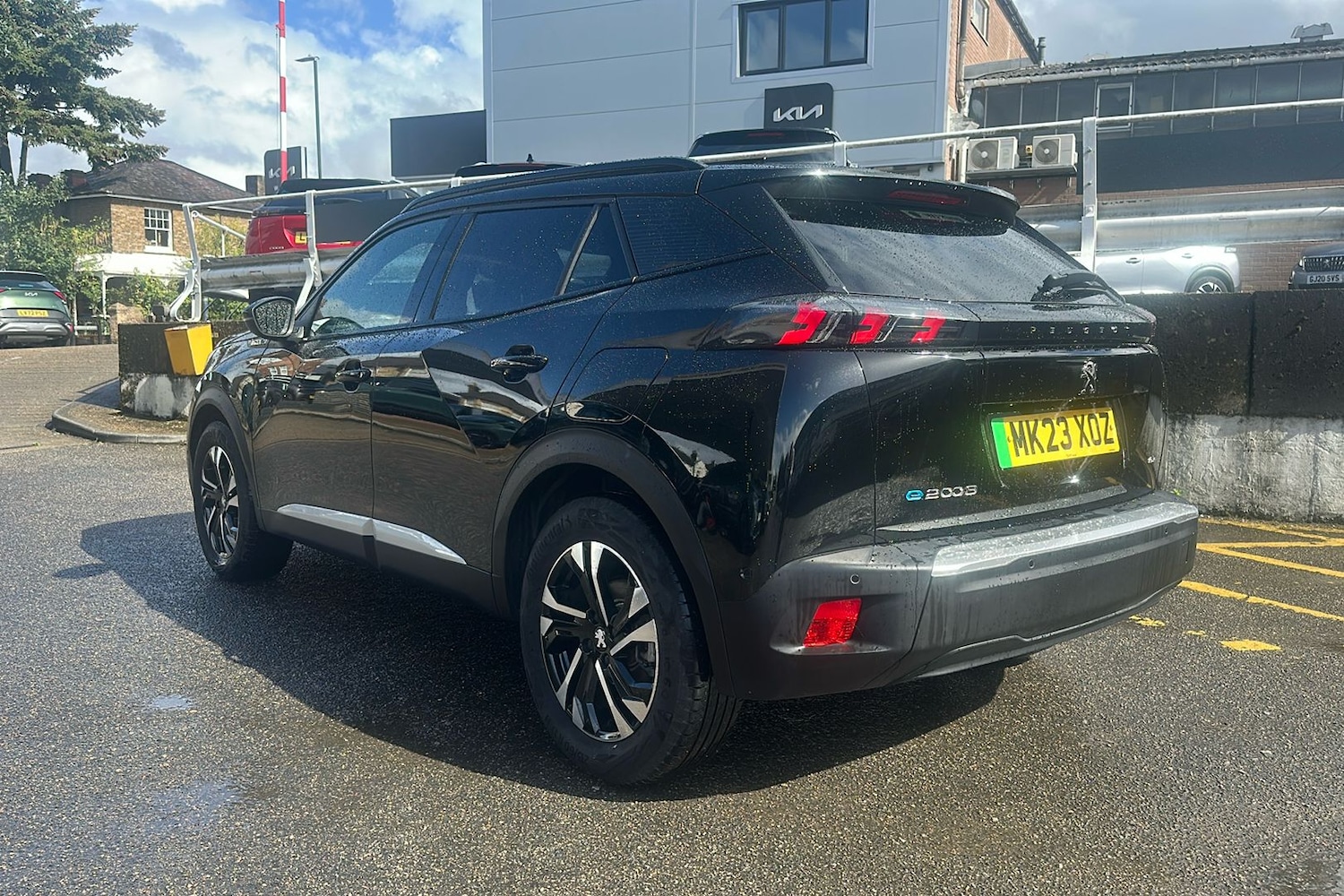 Used Peugeot 2008 2023 for sale - 77096849: Photo 2