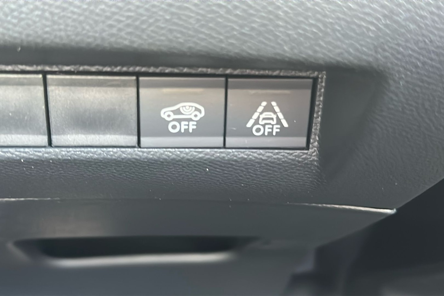 Used Peugeot 2008 2023 for sale - 77096849: Photo 21