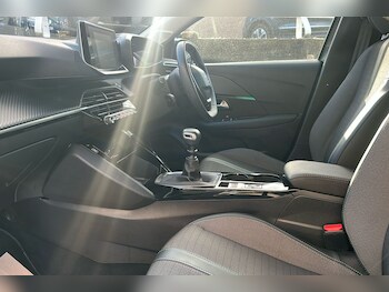 Used Peugeot 208 2021 for sale - 76077015: Photo