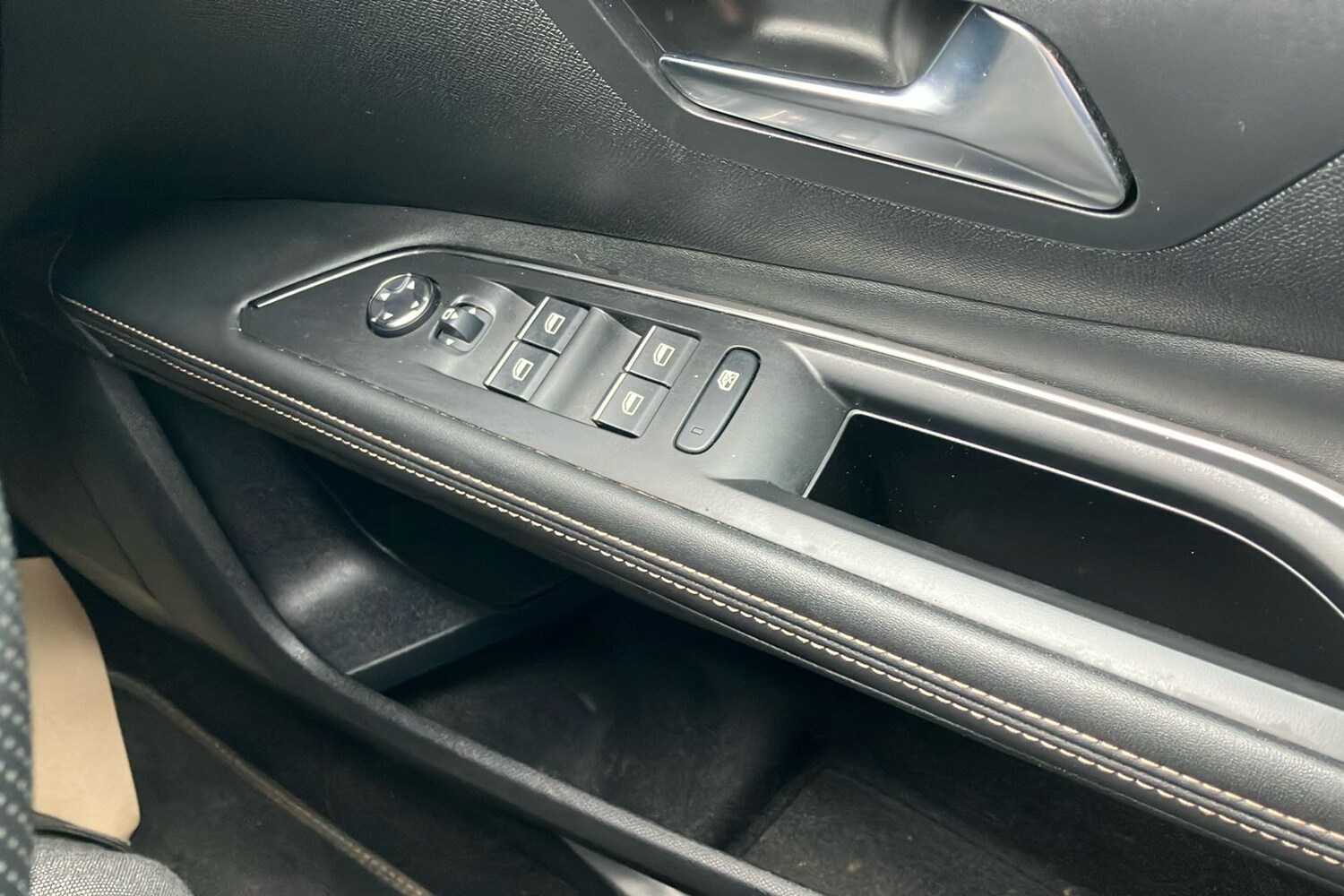 Used Peugeot 5008 2021 for sale - 78107189: Photo 20