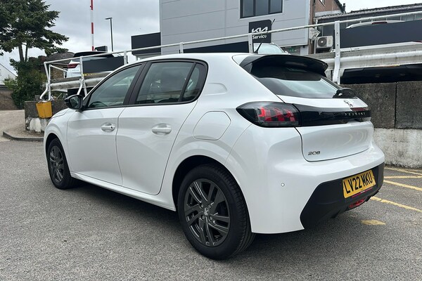 Used Peugeot 208 2022 for sale - 75545820: Photo 2