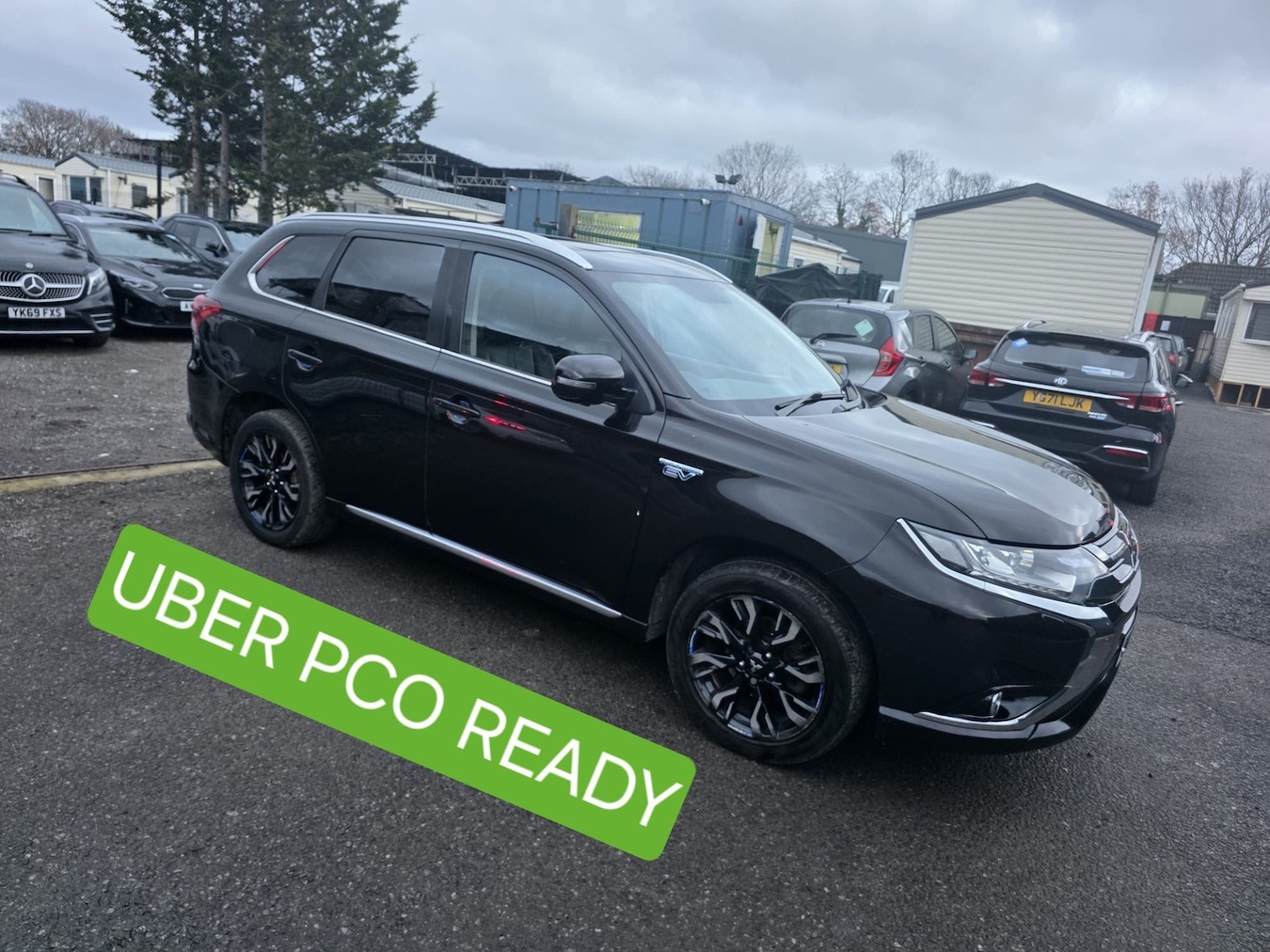 Used Mitsubishi Outlander 2017 for sale - 76911508: Photo 1