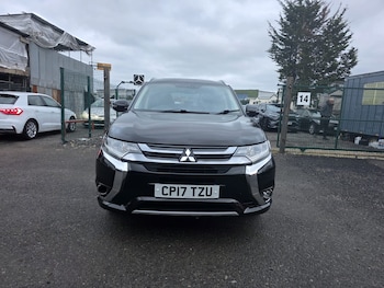 Used Mitsubishi Outlander 2017 for sale - 76911508: Photo
