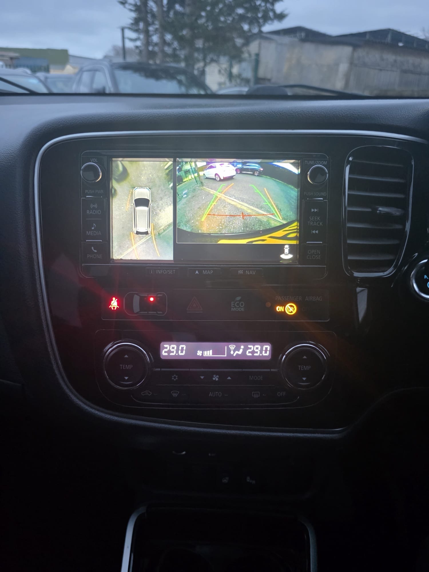 Used Mitsubishi Outlander 2017 for sale - 76911508: Photo 8