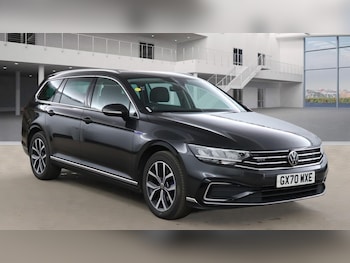Used Volkswagen Passat 2020 for sale - 75739700: Photo