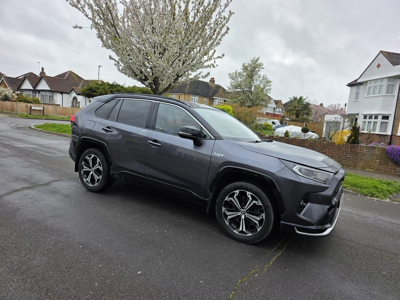 Used Toyota RAV4 2021 for sale - 78079433: Photo 2