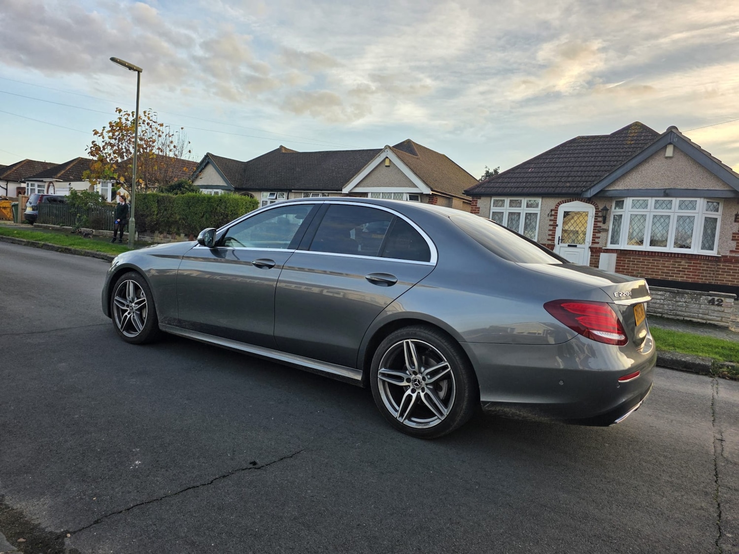 Used Mercedes-Benz E Class 2019 for sale - 76719503: Photo 4