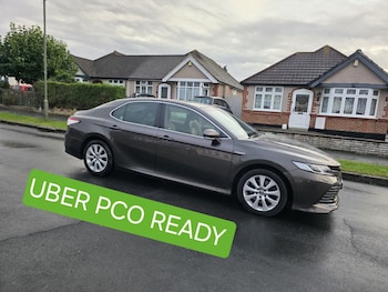2019 (69) - 2.5 VVT-i Hybrid Design 4dr CVT