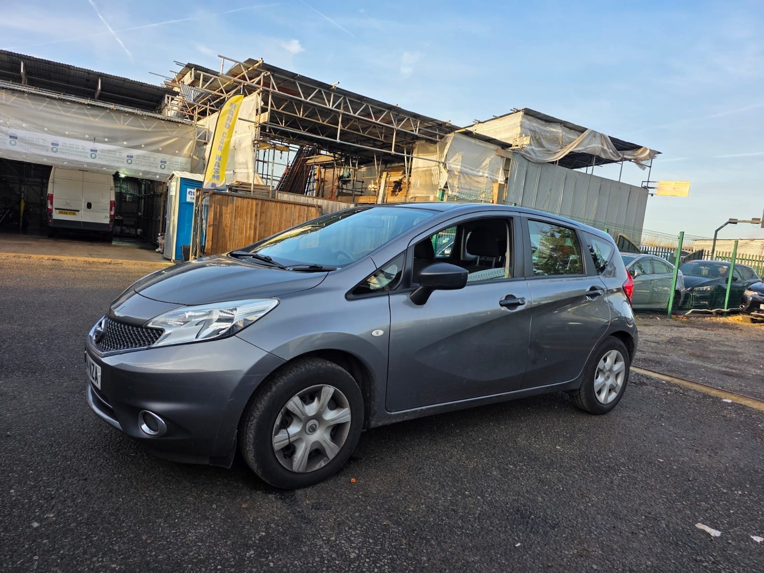 Used Nissan Note 2014 for sale - 76933539: Photo 12