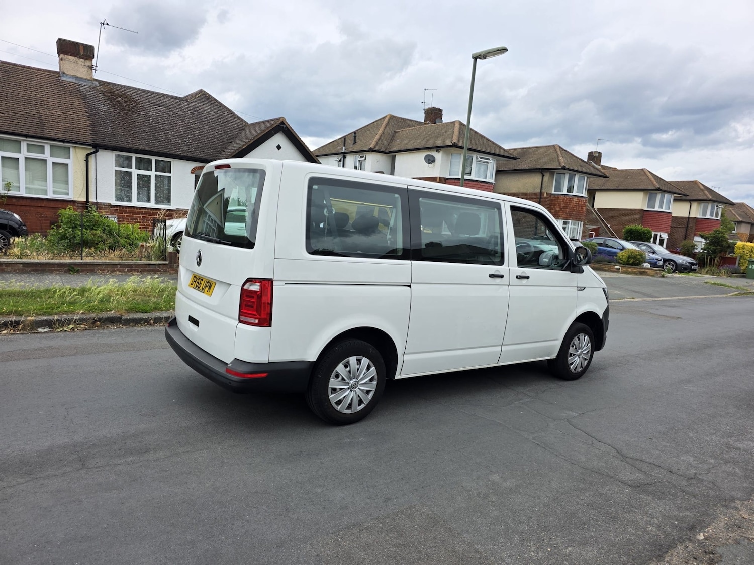 Used Volkswagen Transporter Shuttle 2016 for sale - 76598418: Photo 4