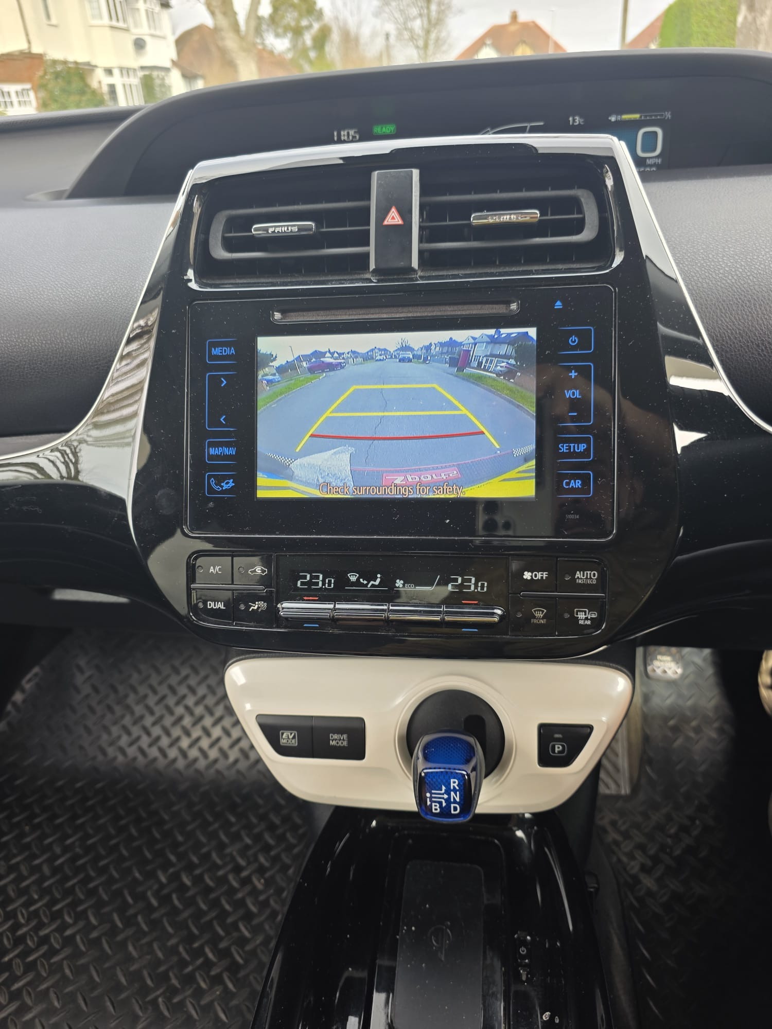 Used Toyota Prius 2017 for sale - 77916228: Photo 11