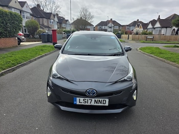 Used Toyota Prius 2017 for sale - 77916228: Photo