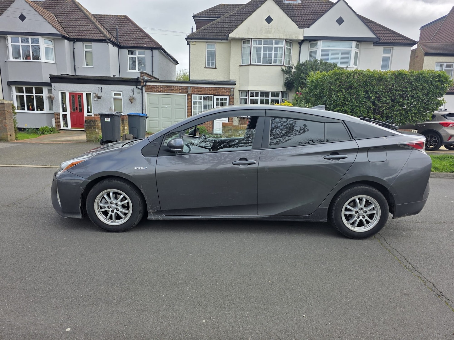 Used Toyota Prius 2017 for sale - 77916228: Photo 6