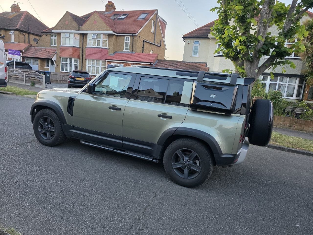 Used Land Rover Defender 2020 for sale - 76598419: Photo 13