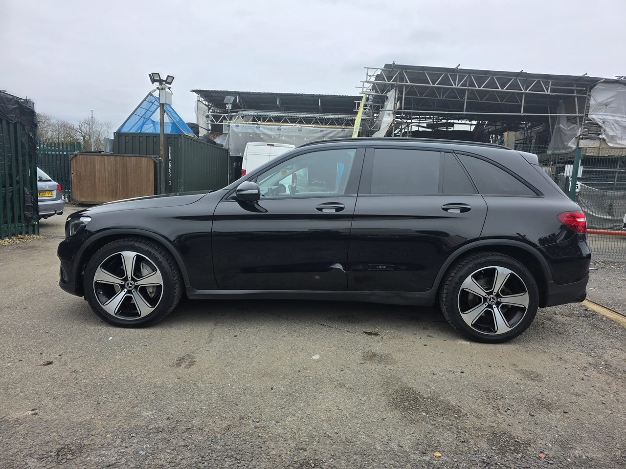 Used Mercedes-Benz GLC 2018 for sale - 77902083: Photo 16