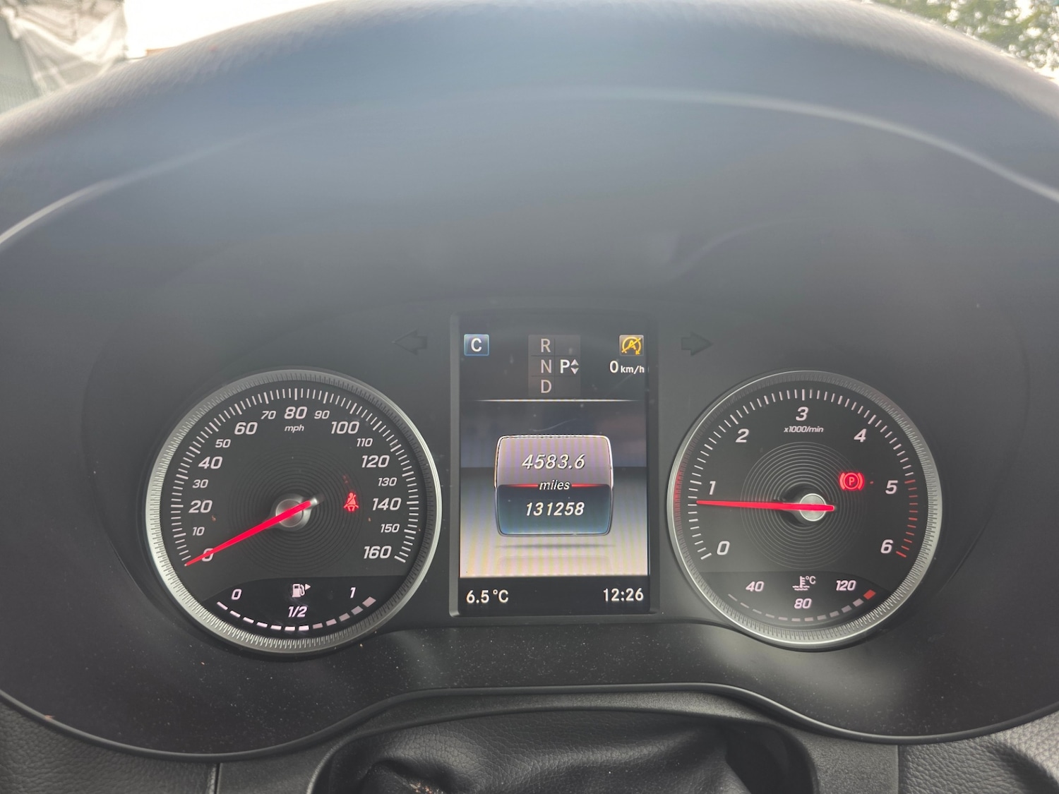 Used Mercedes-Benz GLC 2018 for sale - 77902083: Photo 24