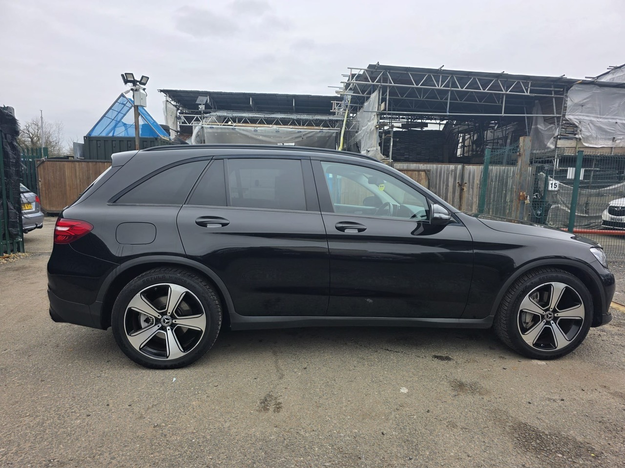 Used Mercedes-Benz GLC 2018 for sale - 77902083: Photo 4