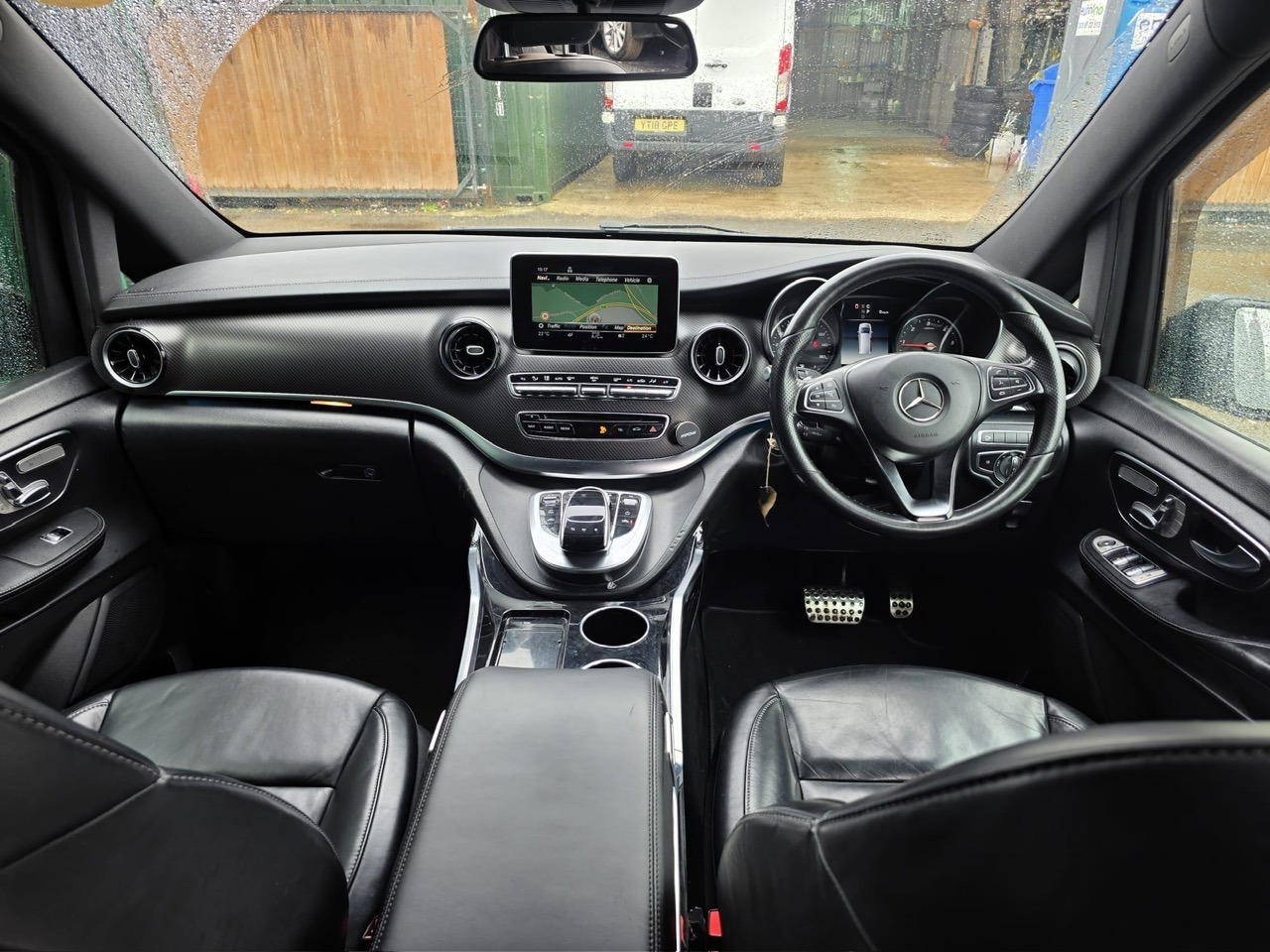 Used Mercedes-Benz V-Class 2019 for sale - 76945298: Photo 16