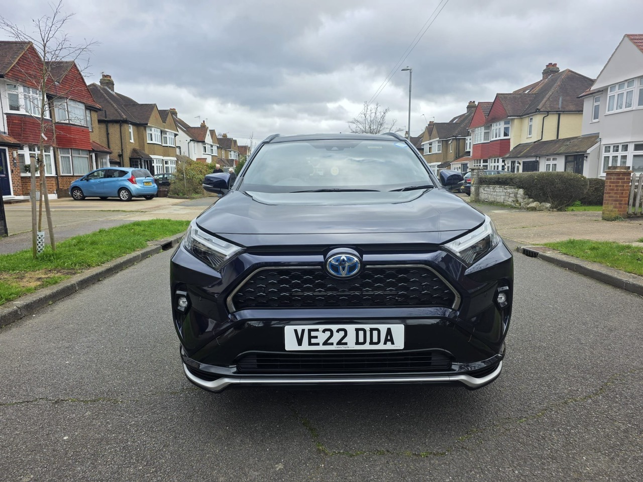 Used Toyota RAV4 2022 for sale - 77730851: Photo 2