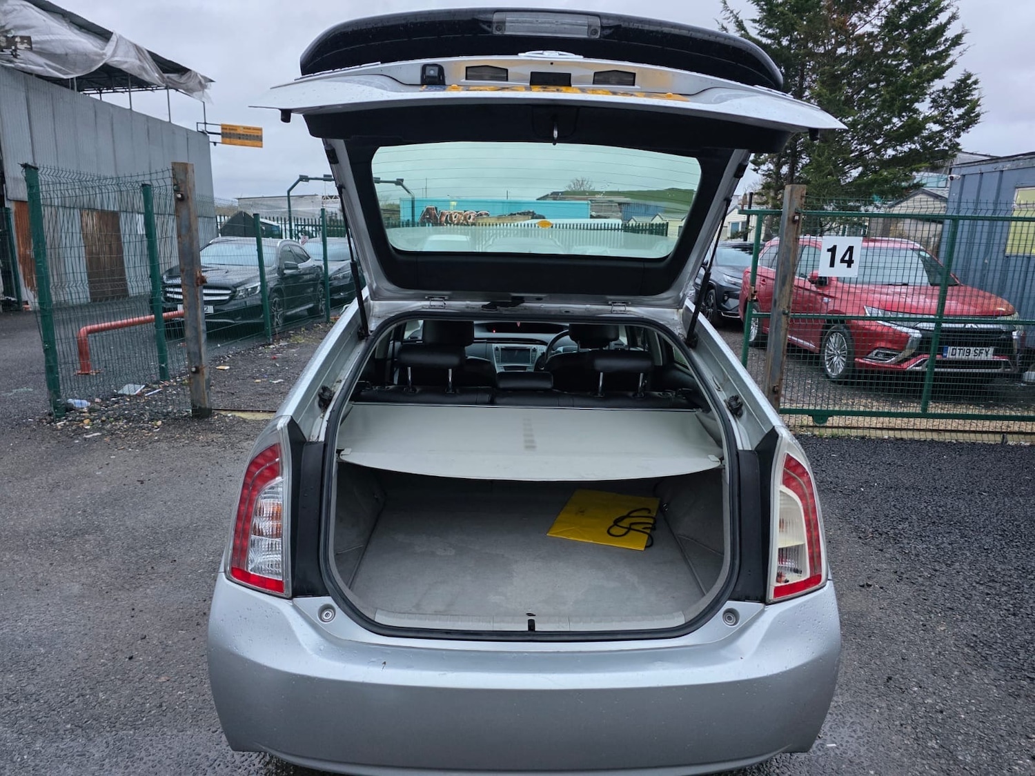 Used Toyota Prius 2019 for sale - 77049300: Photo 8