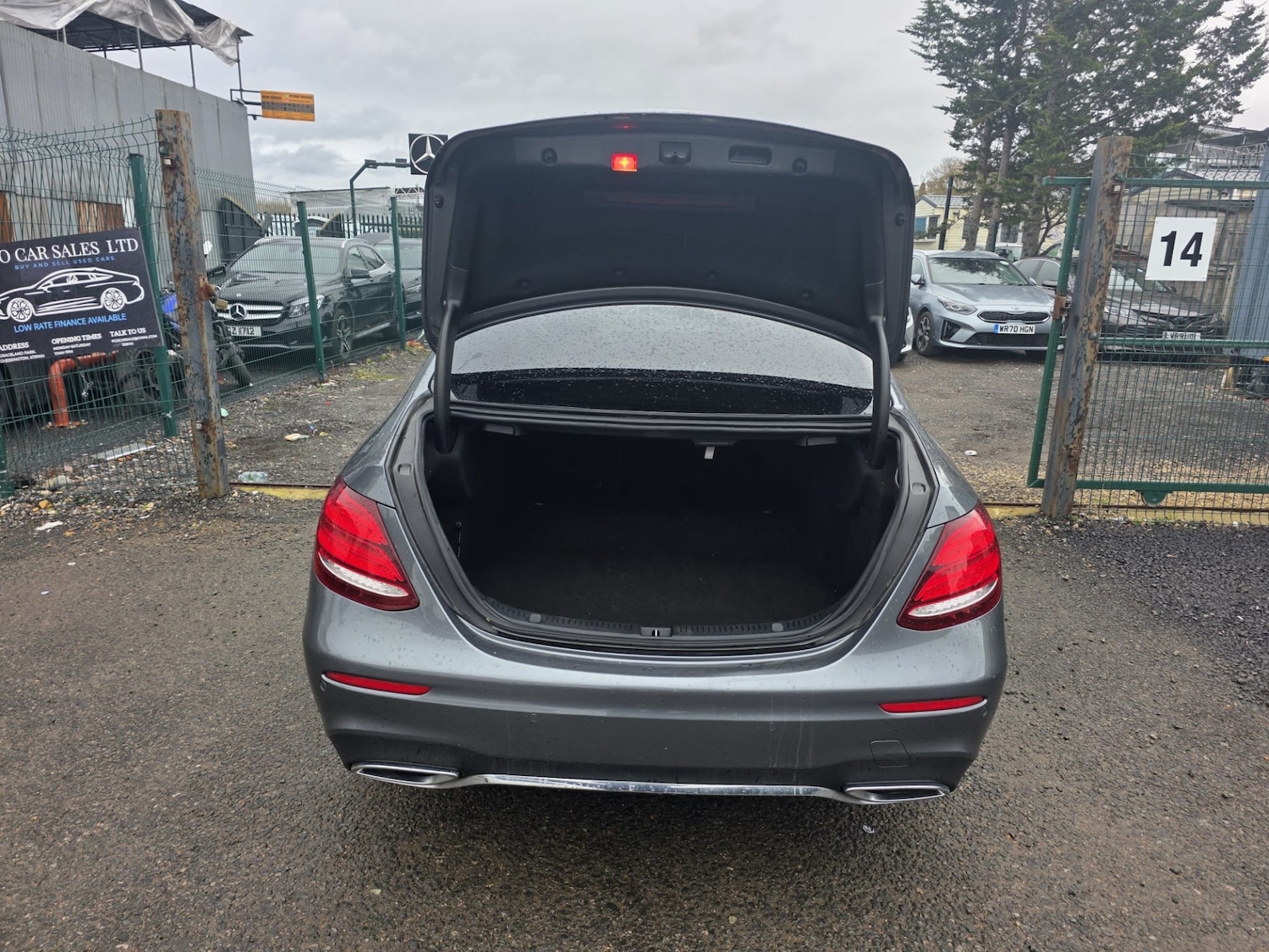 Used Mercedes-Benz E Class 2019 for sale - 76945292: Photo 27