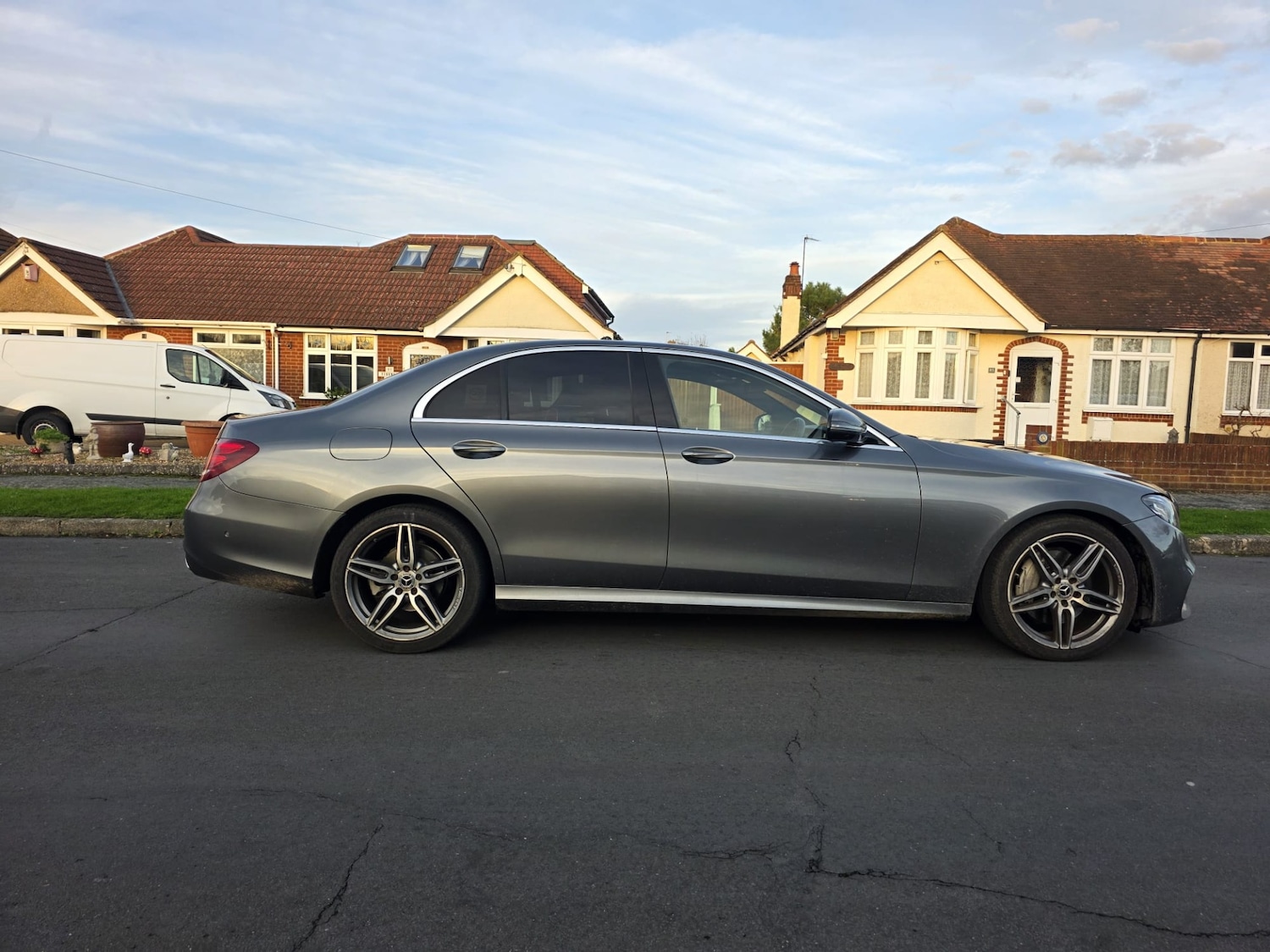 Used Mercedes-Benz E Class 2019 for sale - 76945292: Photo 4