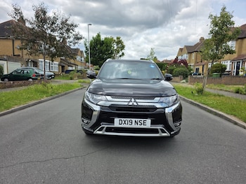 Used Mitsubishi Outlander 2019 for sale - 75303239: Photo