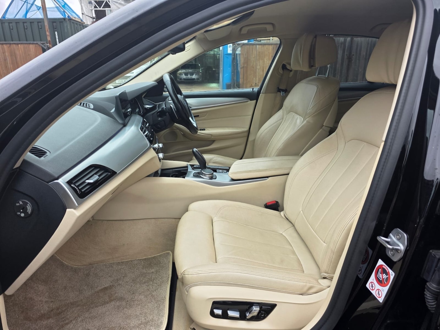 Used BMW 5 Series 2017 for sale - 76969901: Photo 18