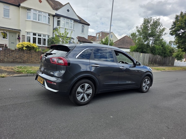 Used Kia Niro 2018 for sale - 76191396: Photo 5