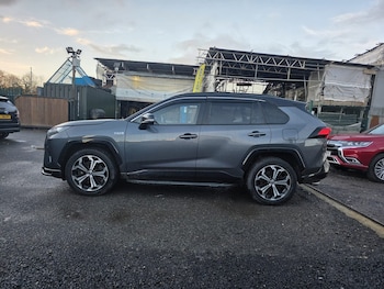 Used Toyota RAV4 2022 for sale - 76892192: Photo