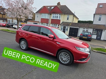 Used Mitsubishi Outlander 2018 for sale - 77989383: Photo