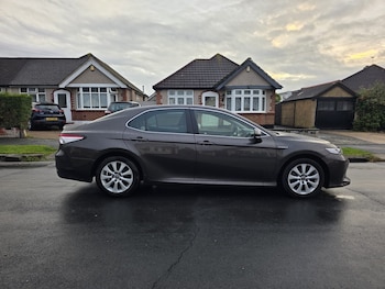 Used Toyota Camry 2019 for sale - 76554912: Photo