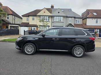 Used Mitsubishi Outlander 2019 for sale - 76567844: Photo