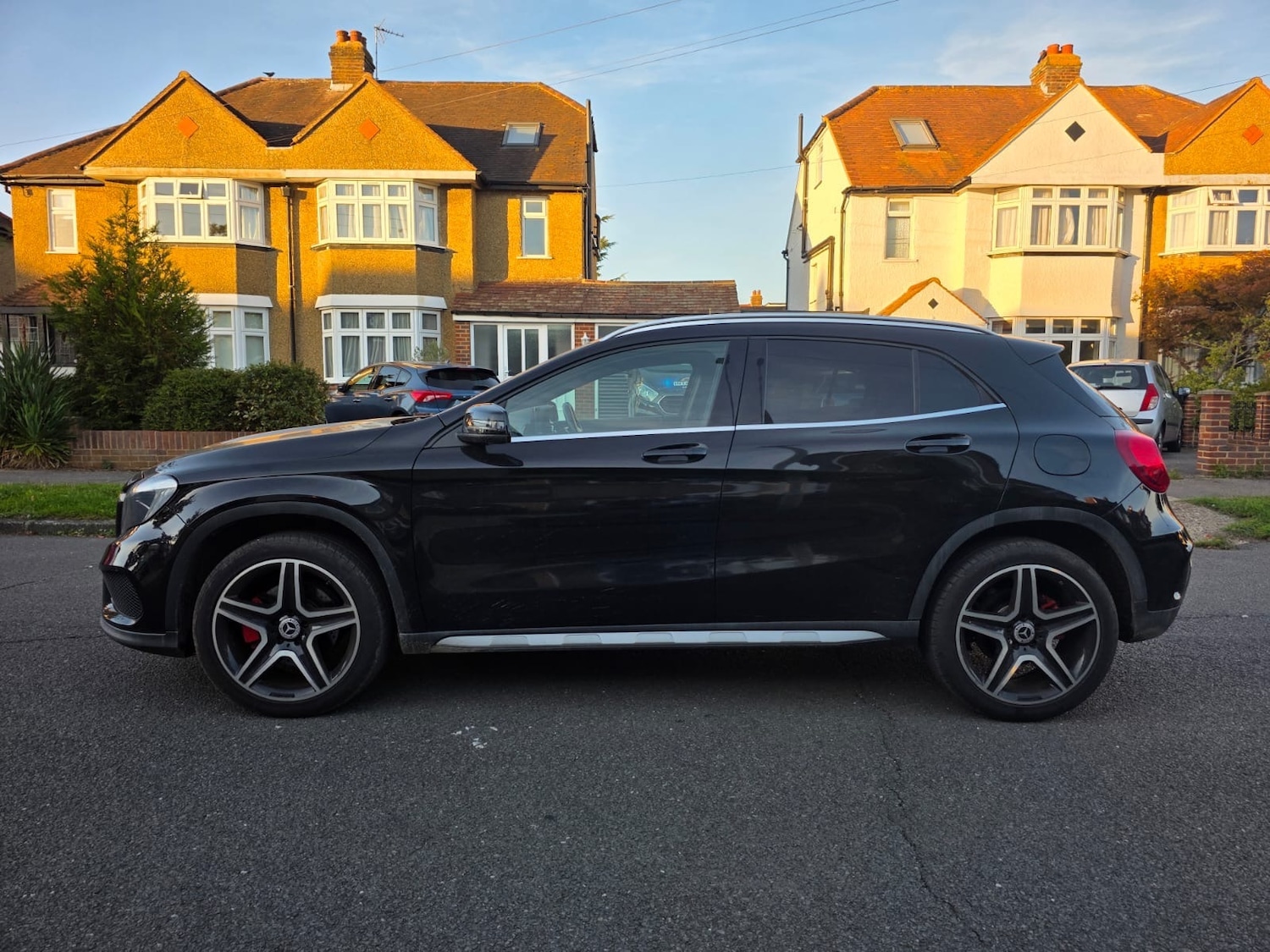 Used Mercedes-Benz GLA 2016 for sale - 76598389: Photo 3