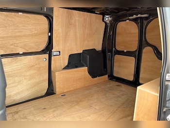 Used Ford Transit Connect 2025 for sale - 78817856: Photo