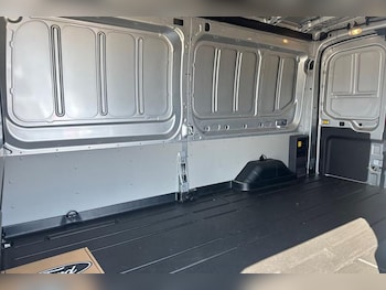 Used Ford Transit 2025 for sale - 79220526: Photo