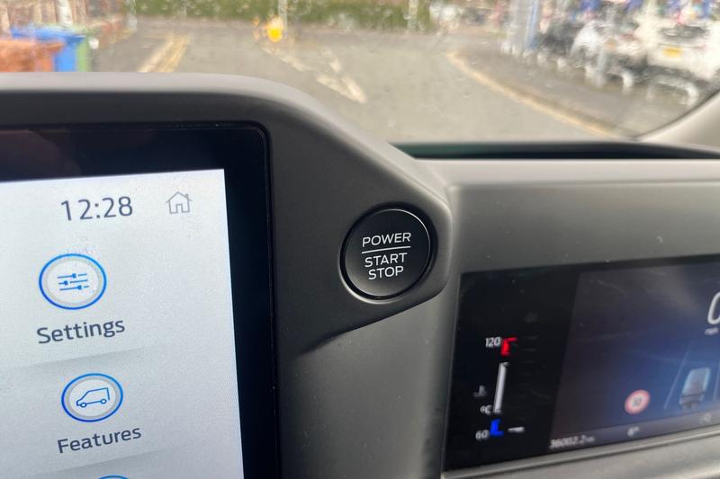 Used Ford Transit Custom 2024 for sale - 78067598: Photo 22