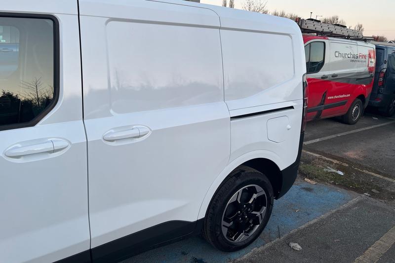 Used Ford E-Transit Courier 2025 for sale - 77770436: Photo 28