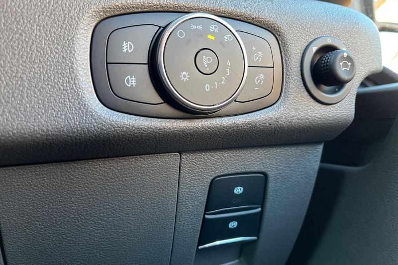 Used Ford Transit 2025 for sale - 77157350: Photo 30